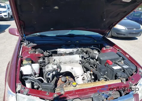 2001 Toyota Camry Le z USA, uszkodzony, nr VIN JT2BG22K610587975